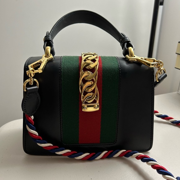 Gucci Sylvie Hand Bag for sale - Picture 3 of 6